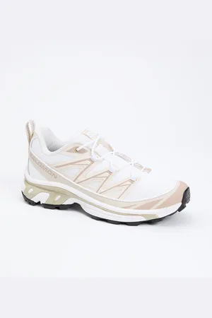 Salomon XT-6 Expanse sneaker met mesh details