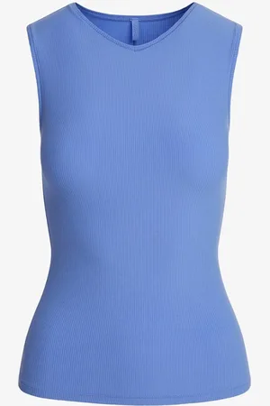 SKIMS Soft lounge V nek tank