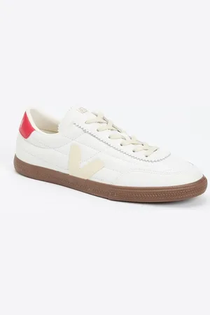Veja Panenka sneaker van leer met quilt patroon