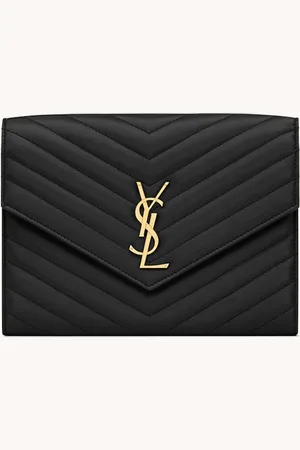 Saint Laurent Cassandre Matelassé clutch van quilted lamsleer