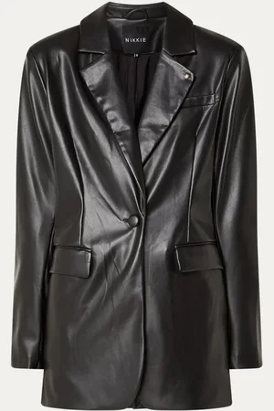 NIKKIE. Ilevio blazer van imitatieleer met klepzakken