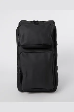 Rains Trail Cargo rugzak met 13 inch laptopvak en waterafstotende coating