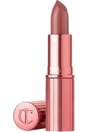 Charlotte Tilbury K-I-S-S-I-N-G lipstick