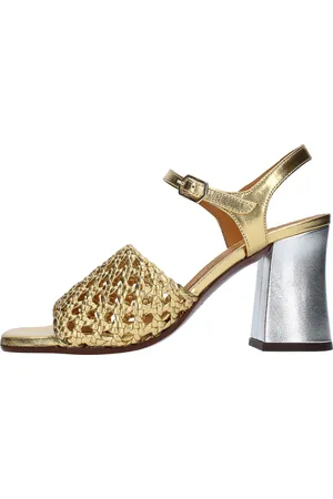 Chie Mihara Gouden sandalen