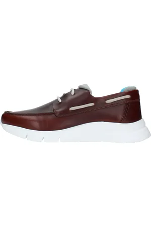 BOSTON Bruine lage schoenen