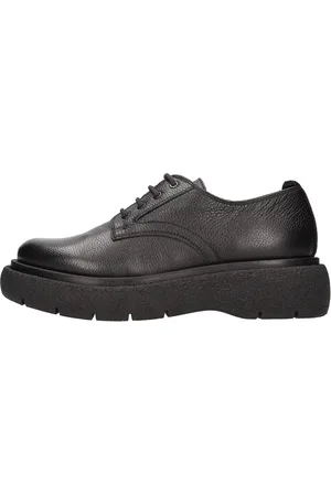 carmens Lage schoenen Zwart