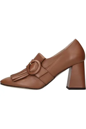 Giorgio Bruine lage schoenen