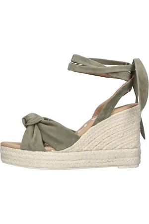 MANEBI Schoenen met groene hak