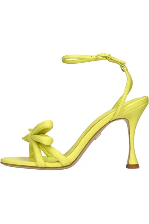 Lola Cruz Sandalen Geel