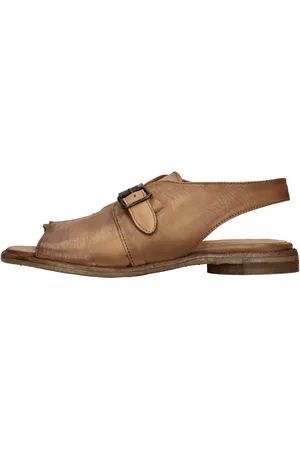 HUNDRED 100 Lage schoenen Bruin
