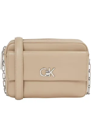 Calvin Klein _