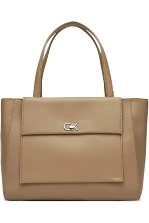 Calvin Klein BORSA CK MEDIUM SCHOPER