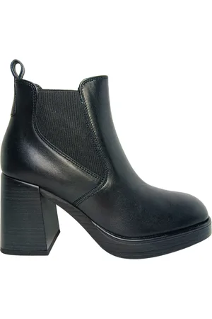 Fabbrica Dei Colli Damesschoenen Lederen enkellaarzen, met comfortabele zijbandjes en hiel.