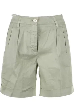 RE-HASH Groene shorts