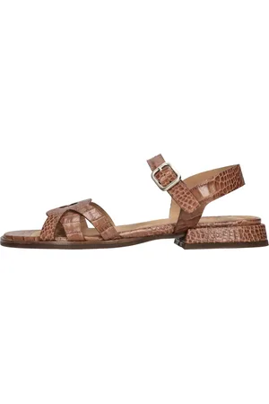 Chie Mihara Lage schoenen Bruin