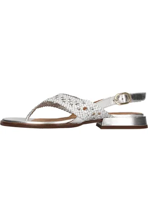 Chie Mihara Lage schoenen Zilver