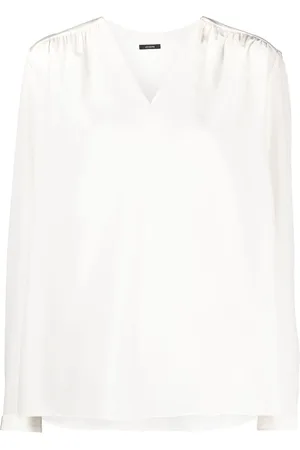 Joseph Blouse met V