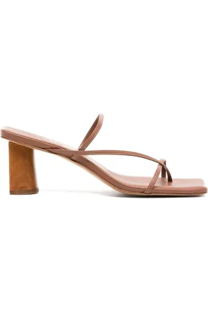 REJINA PYO Harley sandalen met vierkante neus