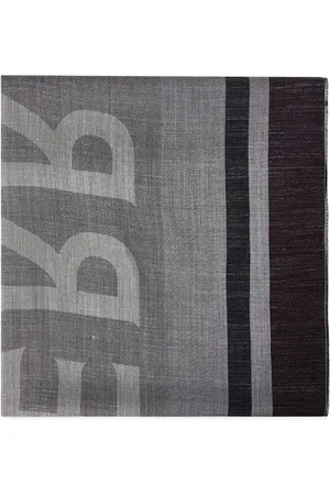 Salvatore Ferragamo Sjaal met logo