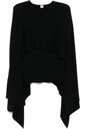 Totême Trui met cape