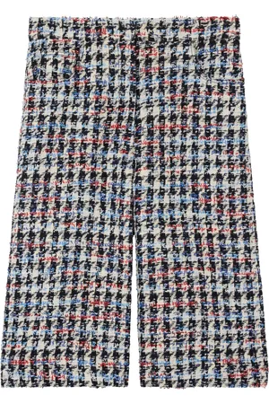 ST. JOHN Shorts met pied