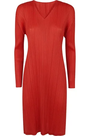 PLEATS PLEASE ISSEY MIYAKE Monthly Colors: February midi