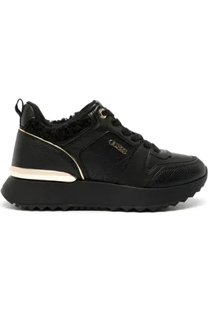 Guess Kaddy2 sneakers met hardware