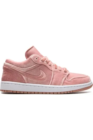 Jordan "Air 1 Low SE ""Pink Velvet"""