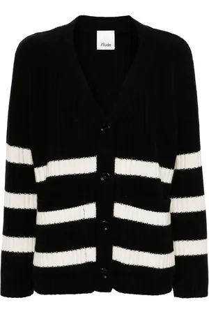 Allude Vest met V