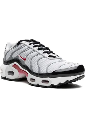 Nike Air Max Plus sneakers