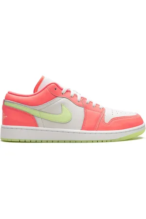 Jordan 1 Low sneakers