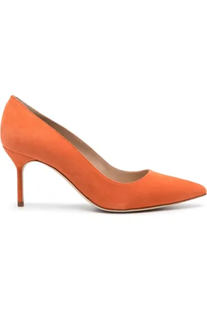 Manolo Blahnik Tora suède pumps