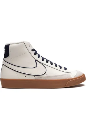 Nike Blazer Mid 