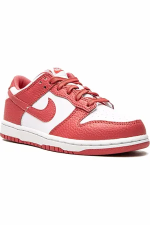 Nike Dunk Low sneakers