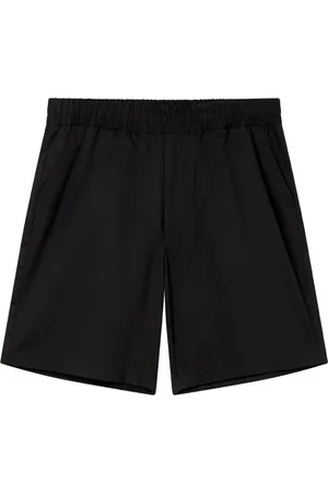 Axel Arigato Shorts met borduurwerk