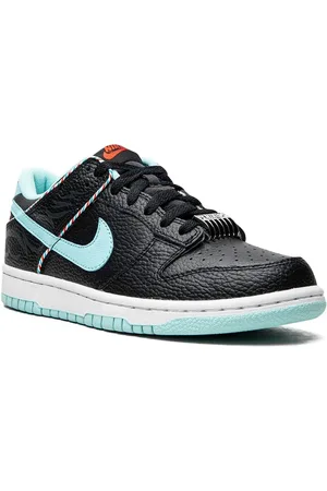 Nike Dunk Low SE sneakers