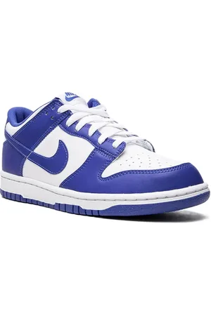 Nike Dunk Low sneakers