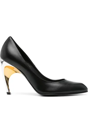 Alexander McQueen 95 mm Armadillo pumps