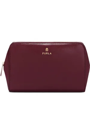 Furla Camelia make