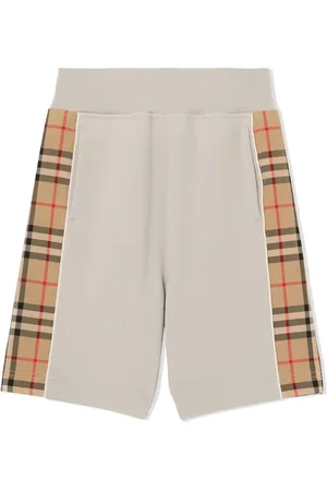 Burberry Shorts met Vintage Check