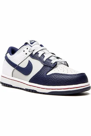 Nike Dunk Low sneakers