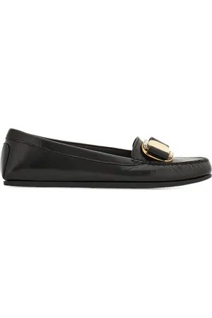 Salvatore Ferragamo Loafers verfraaid met kristallen