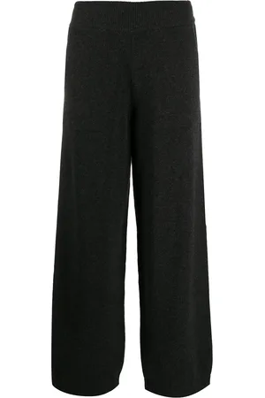 Barrie Broek met wijde pijpen