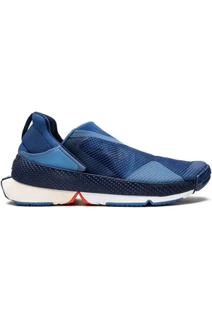 Nike Go FlyEase low