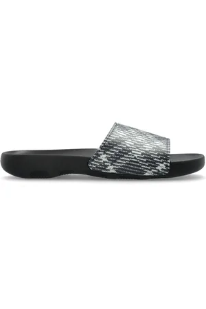 Burberry Dive slippers