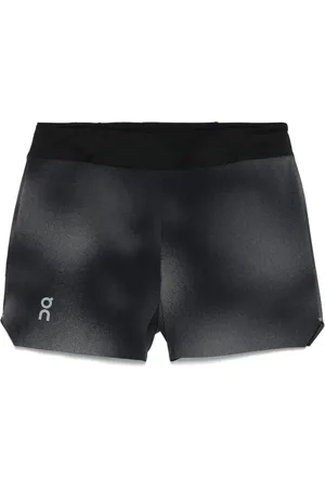 On Running Lumos trainingsshorts