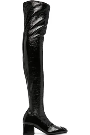 Courrèges Pumps met logoplakkaat