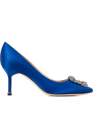 Manolo Blahnik Hangisi pumps met gesp