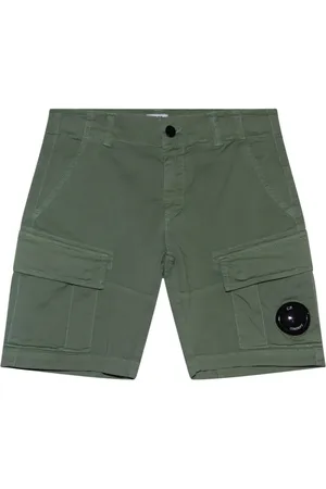 C.P. Company Shorts met lens detail