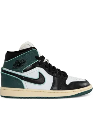 Jordan Air 1 Mid SE sneakers